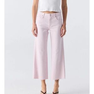 Wide-Leg Crop Jeans in Light Pink